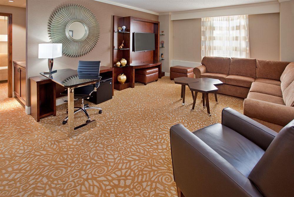 The Lincoln Marriott Cornhusker Hotel Экстерьер фото