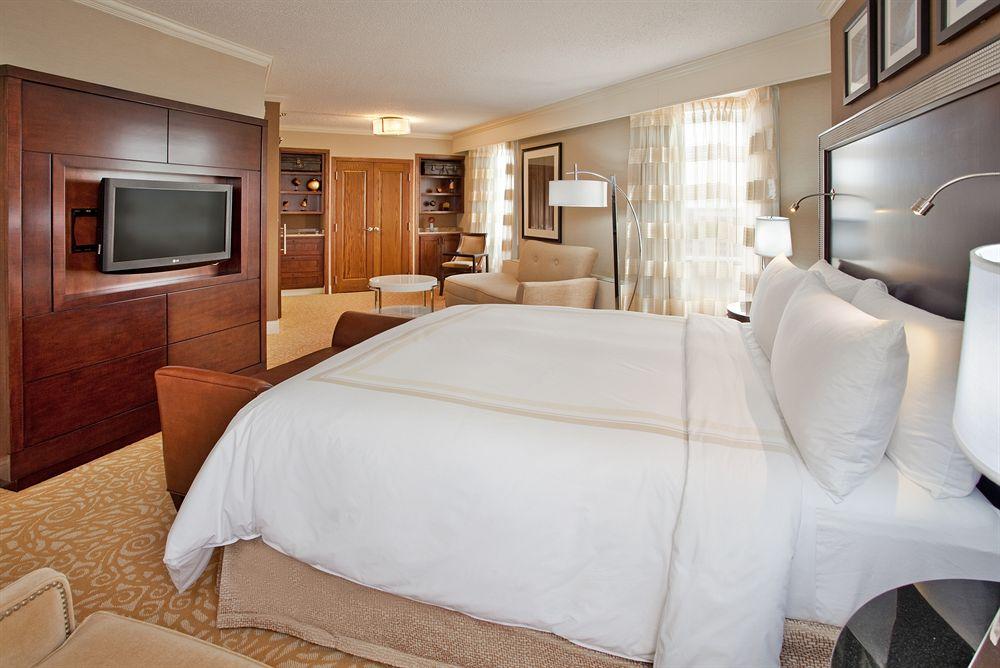 The Lincoln Marriott Cornhusker Hotel Экстерьер фото