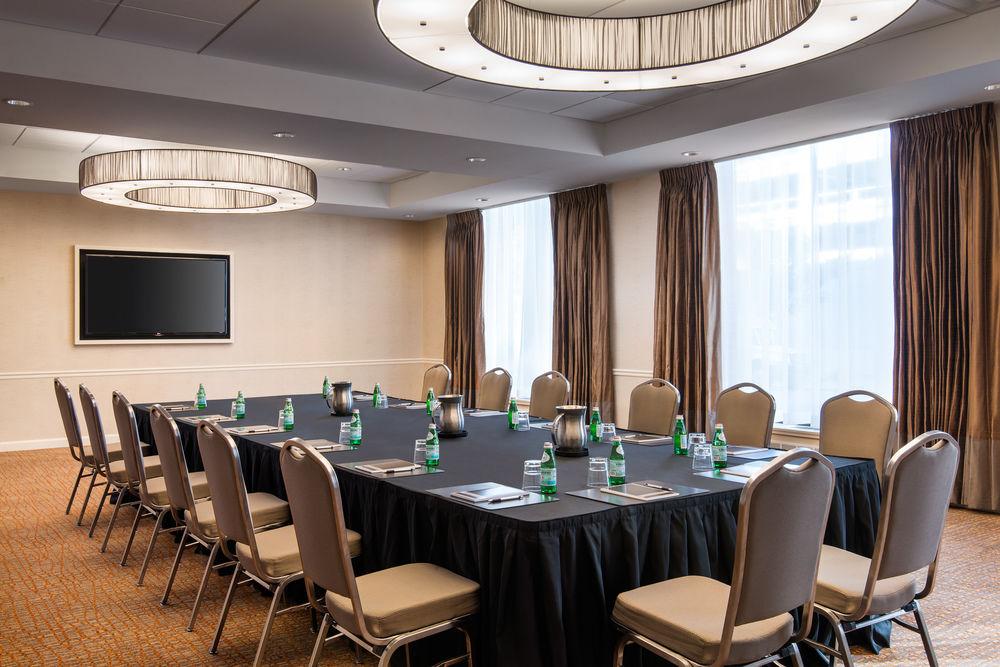 The Lincoln Marriott Cornhusker Hotel Экстерьер фото