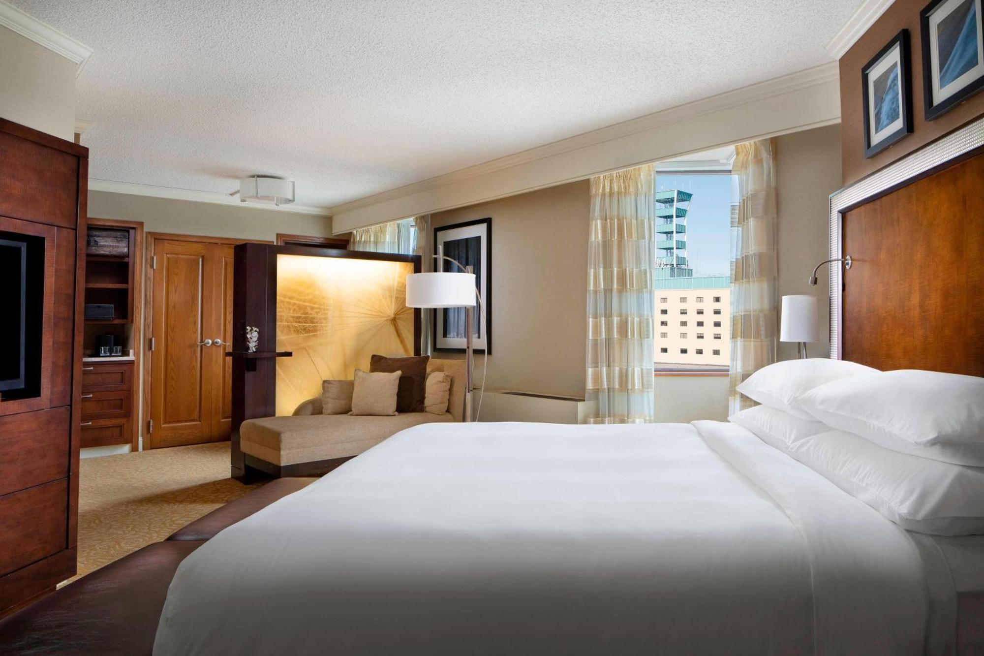 The Lincoln Marriott Cornhusker Hotel Экстерьер фото